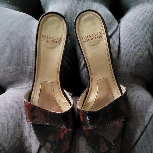 Charles Jordan Black/Brown Snakeskin Cross Bridge Sandals Size 7 - Picture 1 of 11